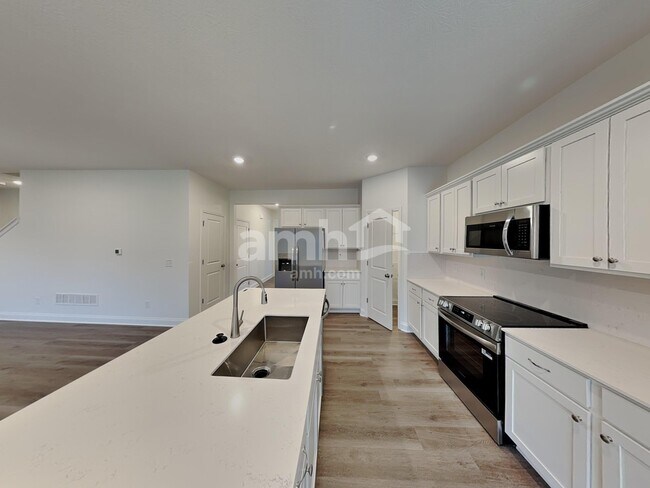 203 Kramer Mills Dr, Columbus, OH 43110 - photo 4