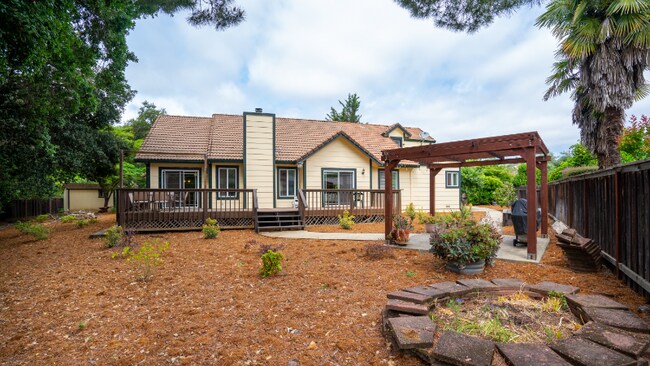 111 Kerry Ln, Cloverdale, CA 95425 - photo 7