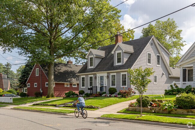 Floral Park is known for its quiet, peaceful atmosphere.