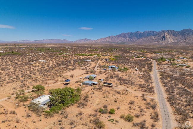 Many homes in Elephant Head sit on large parcels of land with wide-open views of the Santa Rita Mountains and few nearby neighbors.