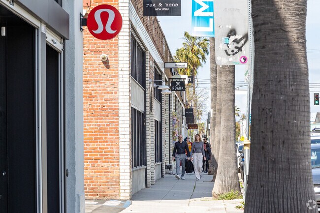 Abbot Kinney Boulevard in Venice is a famous shopping area with high end local shops and brands.