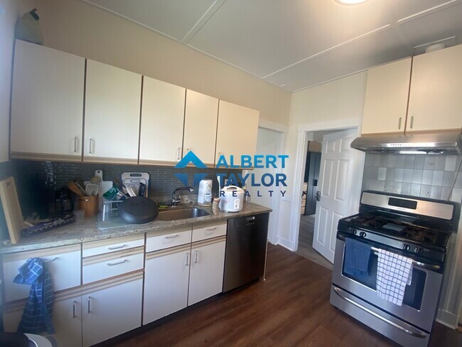 18 Sawyer Terrace, Allston, MA 02134 - photo 5