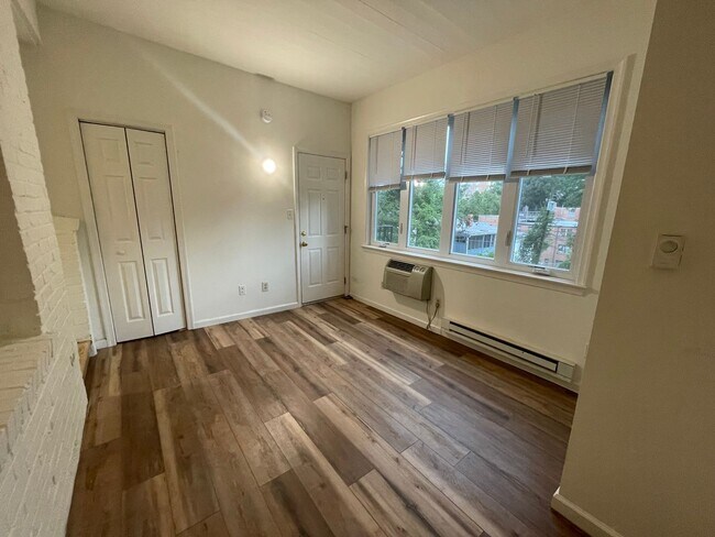 4025 Davis Place NW unit 2, Washington, DC 20007 - photo 7