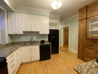 612-626 Sheridan Rd, Evanston, IL 60202