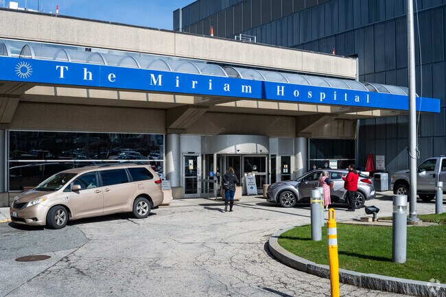 Visiting The Miriam Hospital for compassionate care in Oak Hill, Providence.