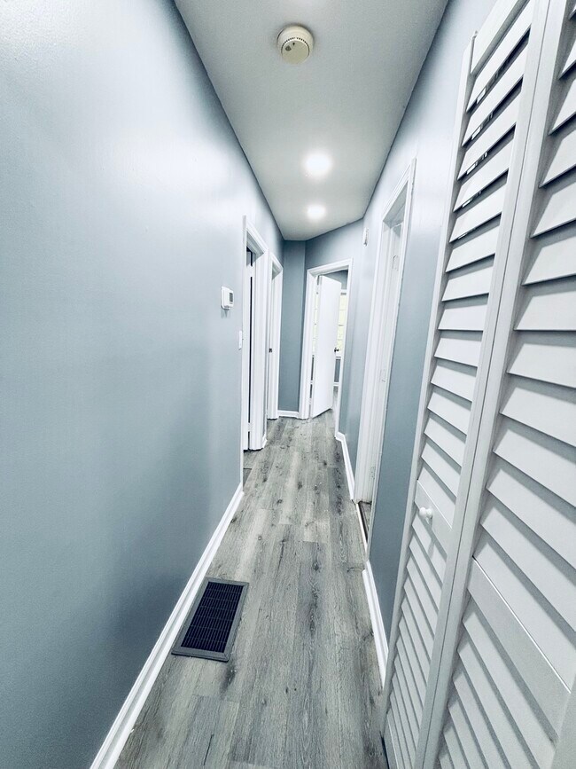 800 West Ave, Gainesville, GA 30501 - photo 4