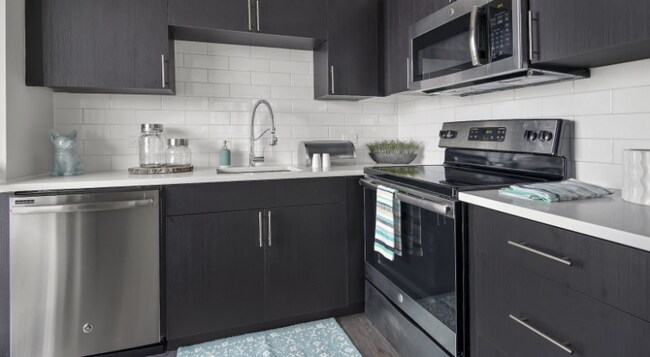 875 N State St unit 1608, Chicago, IL 60610 - photo 4