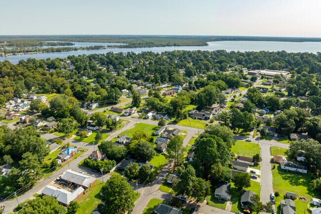 Hugh Cale is a popular growing neighborhood outside of Elizabeth City, NC.