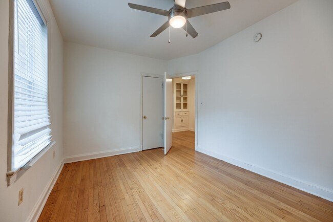 2614 41st St NW unit 4, Washington, DC 20007 - photo 5