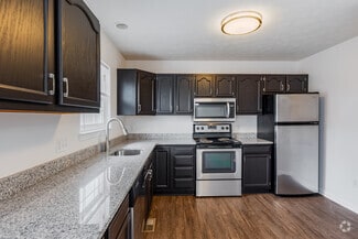 401 Elkwood Dr, Coraopolis, PA 15108