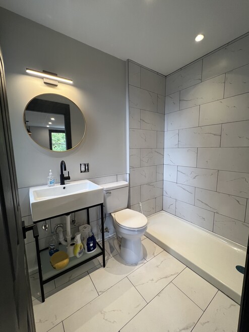 6085 Montgomery Rd unit 3, Cincinnati, OH 45213 - photo 1