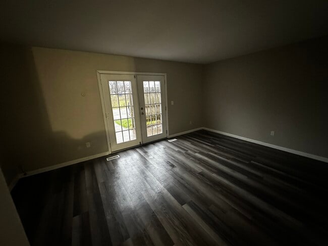 6846 Emerald Ave unit 6844, Enon, OH 45323 - photo 4