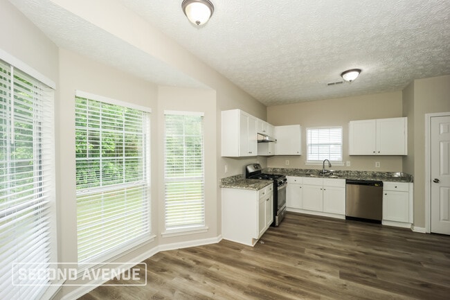 4223 Reeshemah St, Atlanta, GA 30349 - photo 3