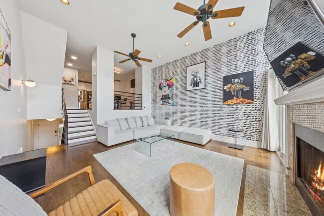 657 N Carpenter St unit ID1366495P, Chicago, IL 60642 - photo 2