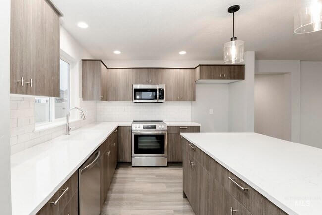 3018 N Star Garnet Way, Kuna, ID 83634 - photo 4