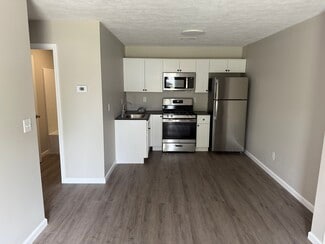 1309 Main St E, Oak Hill, WV 25901