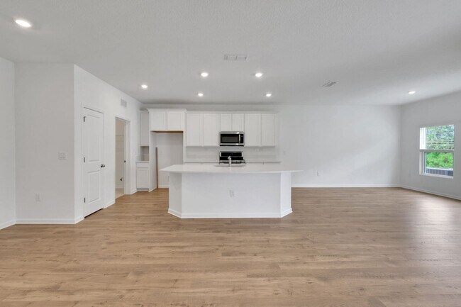 3663 Belstead Way, Orange Park, FL 32065 - photo 5