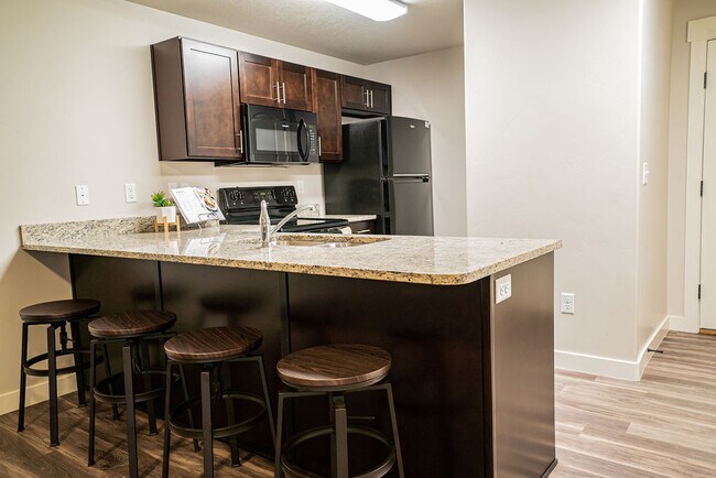 Ranches, North Ogden, UT 84414 - photo 2