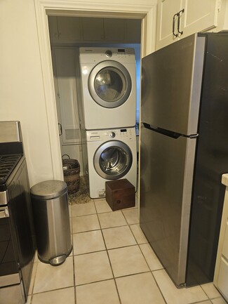 1623 W 83rd St, Los Angeles, CA 90047