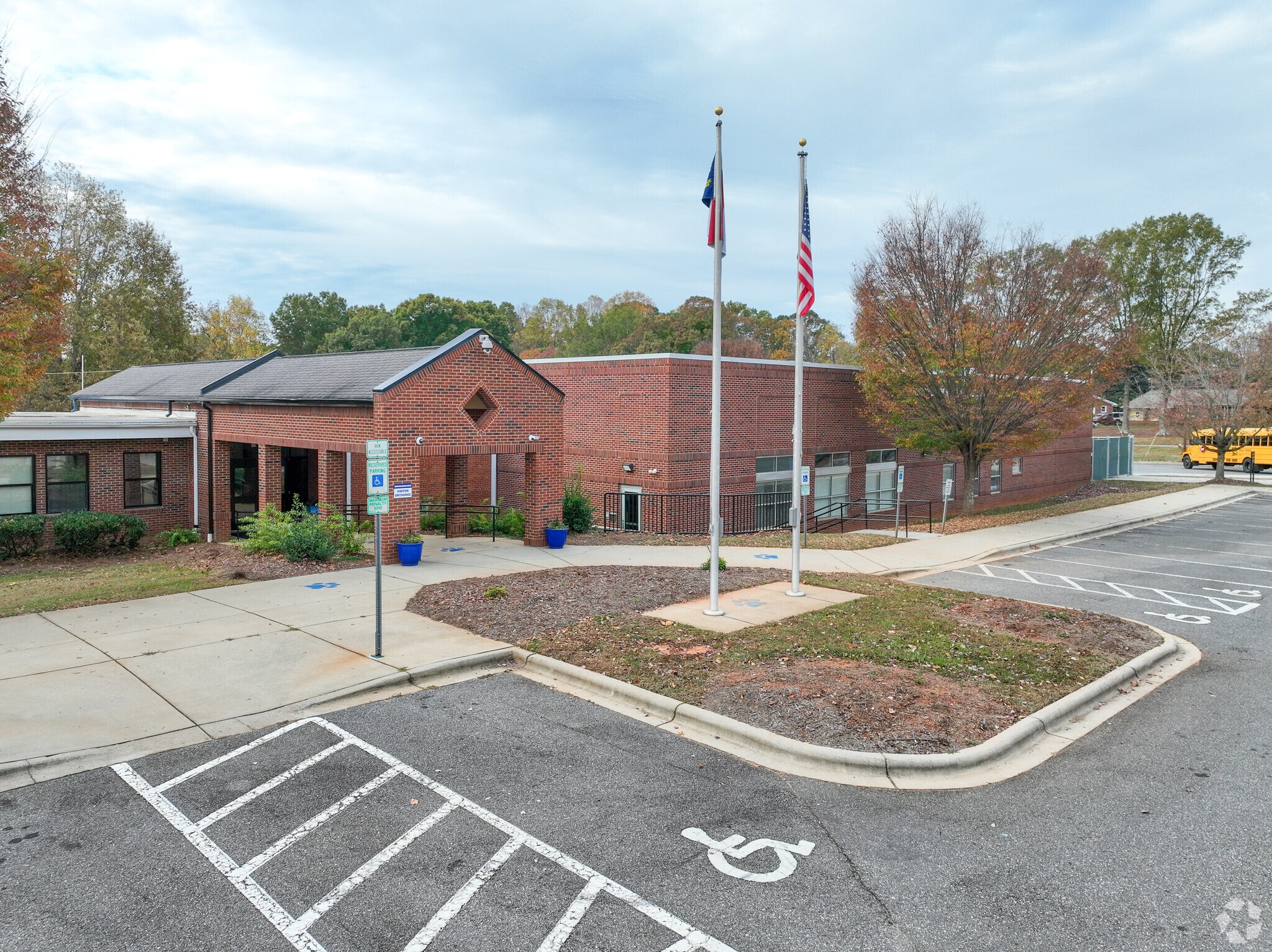 204 Harmony Blend Dr, Harmony, NC 28634 MLS CAR4097406