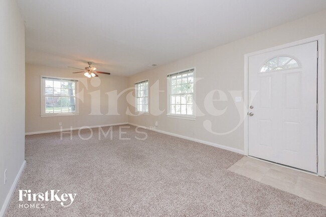 873 White Oak Dr, Forest Park, GA 30297 - photo 5