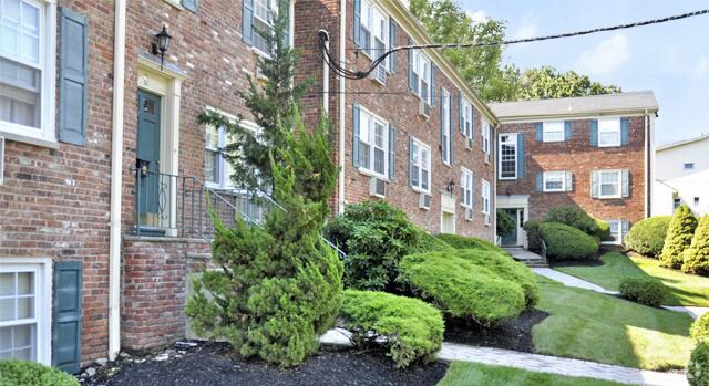 Parkway East, Caldwell, NJ 07006 - photo 5