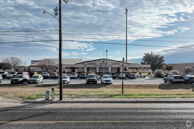 Grape Creek High School in Grape Creek, TX gets a B score on niche.