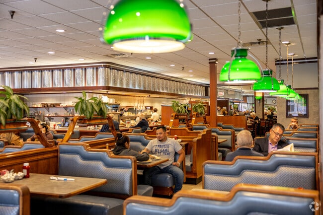 Dapper's East is a lovely restaurant with excellent service and a classic diner look.