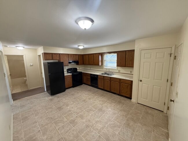 Old County Estates, Hampden, ME 04444 - photo 2