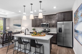 10920 Pickerel Lake Dr, Brighton, MI 48116