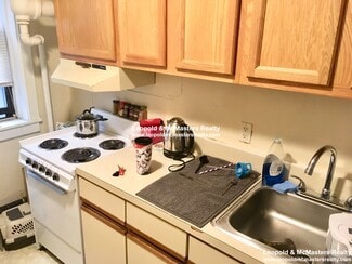 70 Peterborough St Unit A, Boston, MA 02215