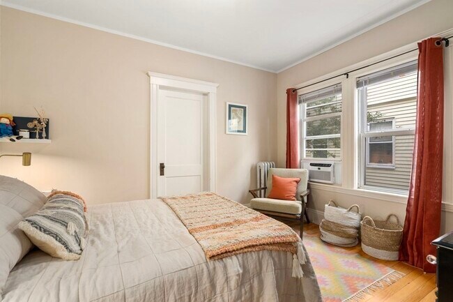 18 Saint Lukes Rd, Allston, MA 02134 - photo 5