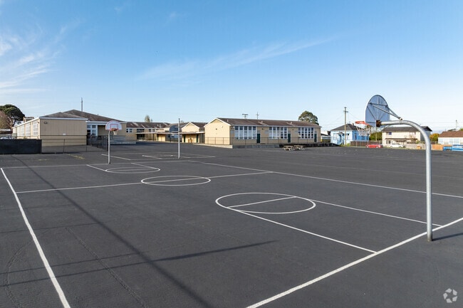 Zoe Barnum High School offers a lot of basketball courts for children.