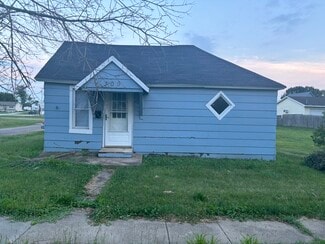 309 E Monroe St, Pleasantville, IA 50225