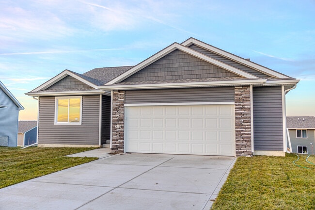 432 Napoli Ave unit 36449617, West Des Moines, IA 50266 - photo 2