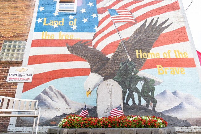 East Palestine honors those who have served our country.