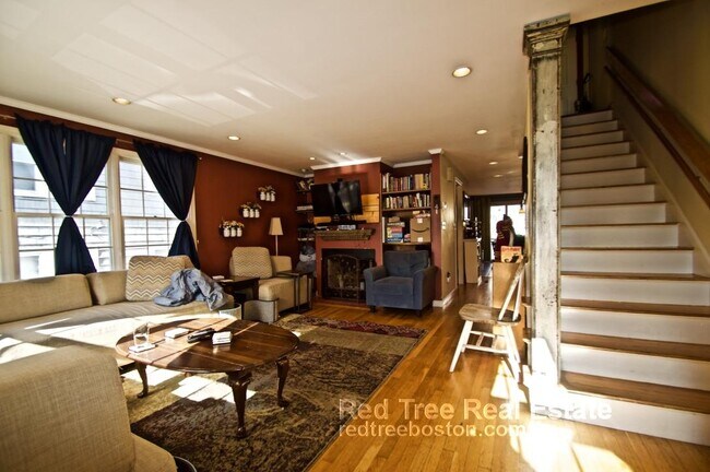 45 Donnybrook Rd, Brighton, MA 02135 - photo 3