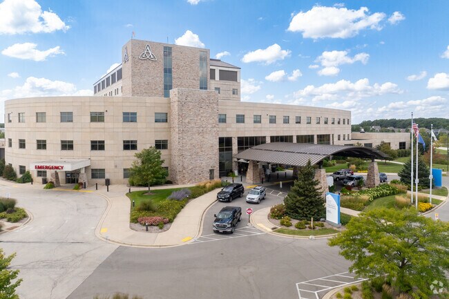 Ascension SE Wisconsin Hospital in Franklin is just 7 miles from Raymond via I-94.