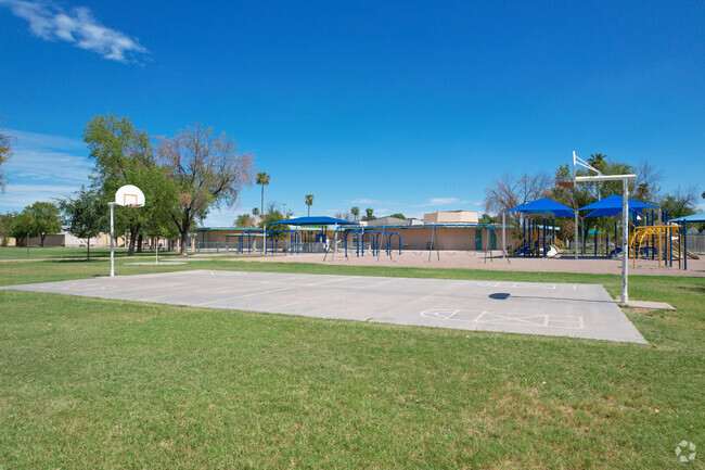 Washington Elementary in Mesa offers plenty of options for after-school sports.