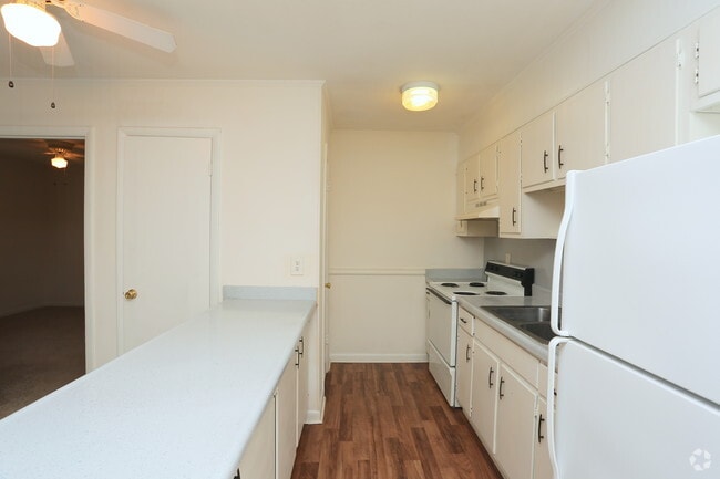 1BR,1BA-576SF