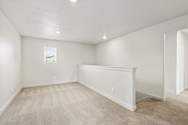 3163 W 3450 S, West Haven, UT 84401 - photo 6