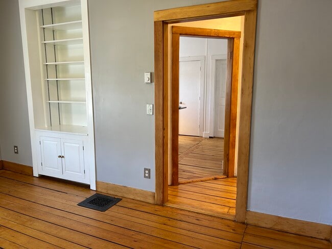 331 Spring St unit 3, Newport, RI 02840 - photo 6