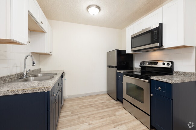 Olympic Square - Gorgeous Renovated Apartments, Colorado Springs, CO 80909 - photo 5