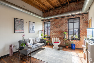 1318-1320 W Broad St, Richmond, VA 23220