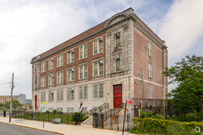 Lighthouse Elementary is a collaborative learning community.