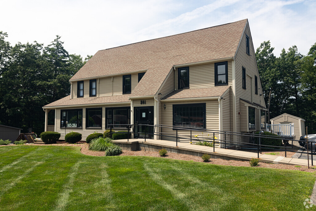 The Fitzgerald Community School is known for 