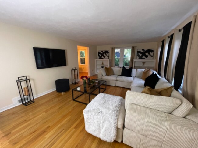 449 Buckingham Ave, Syracuse, NY 13210 - photo 6