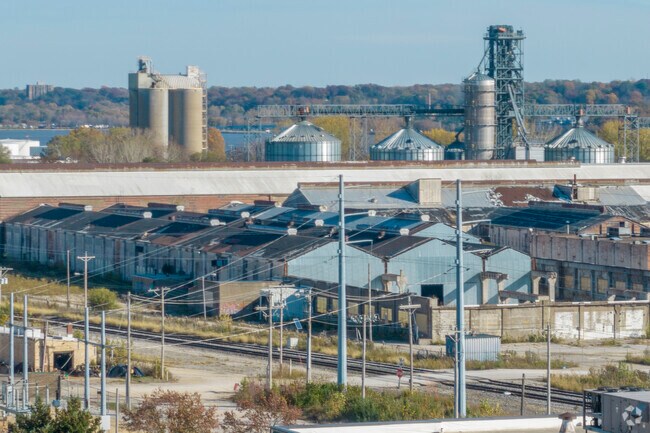 A view of the industrial area at the Mississippi River in Stensvad District.