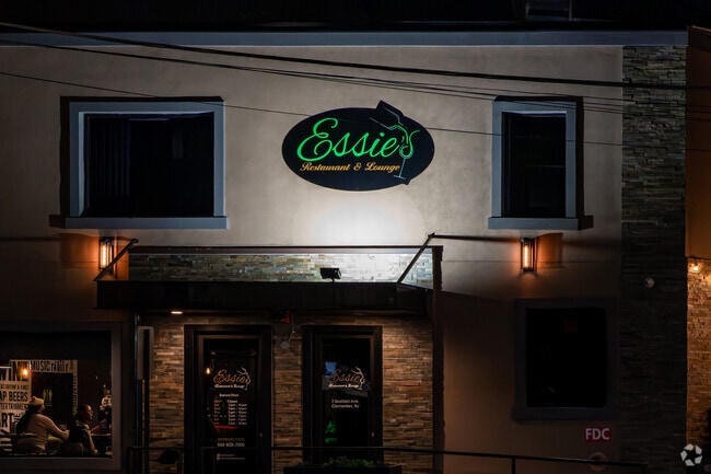 Head over to Essie's for a fun night out in Clementon,  NJ.