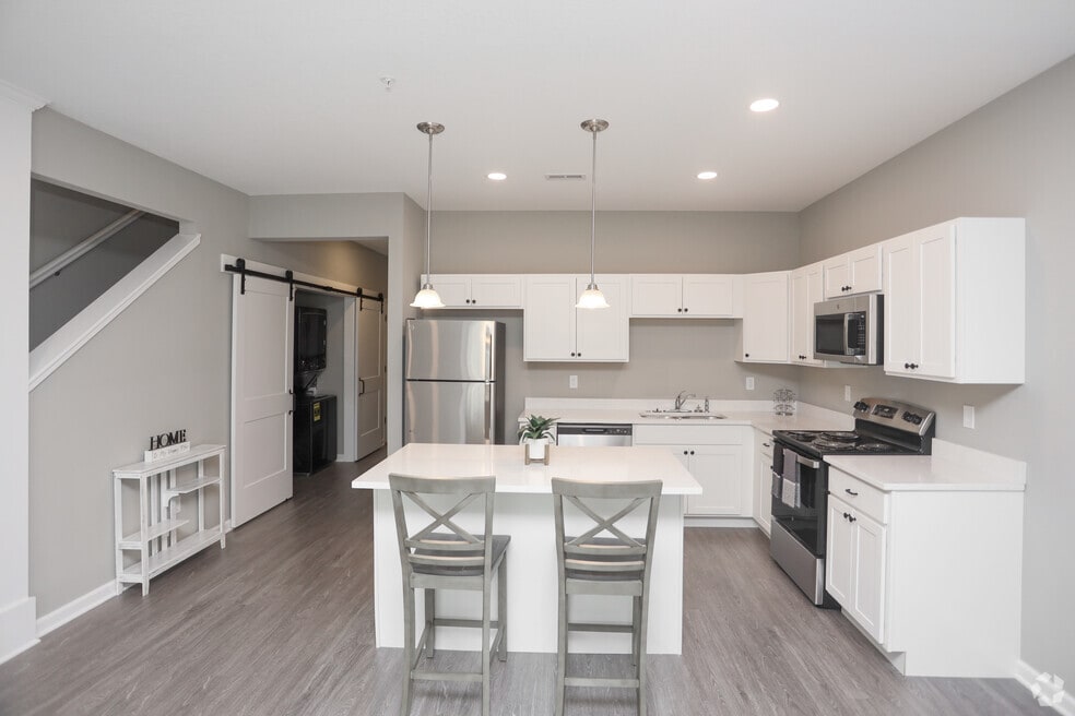 The Meadows at Keefer Creek, Fort Wayne, IN 46818 - photo 1